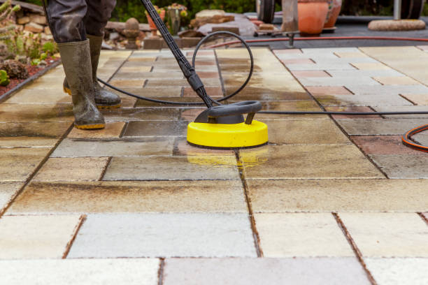 Professional Pressure Washing Services in Sunnyside, WA